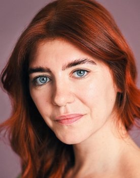 Sophia Leanne Kelly as Shelly