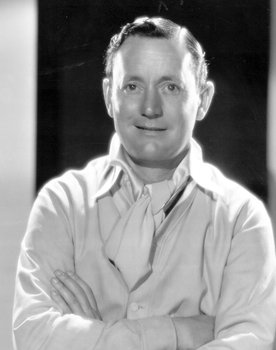 Roscoe Karns as Pete Larrabee