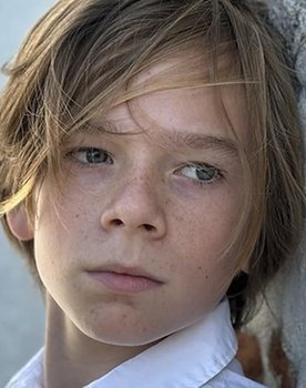 Anders Grundberg as Narrator