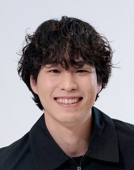 Jeong Chang-hwan as 