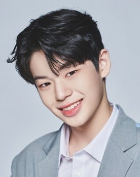 Mun Jung Hyun as Young Hoon