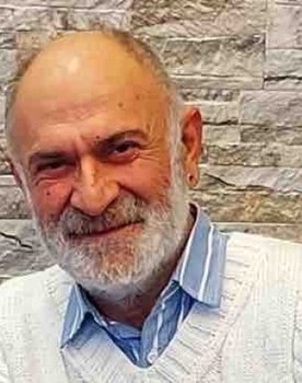 Yavuz Pekdiker as Hakki