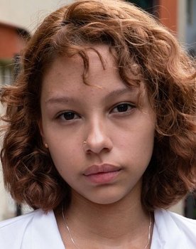 Alisson Correa as Daniela