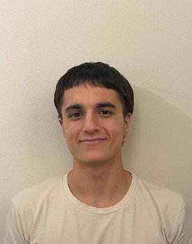 Valentino Yannelli Dotta as Joven baterista