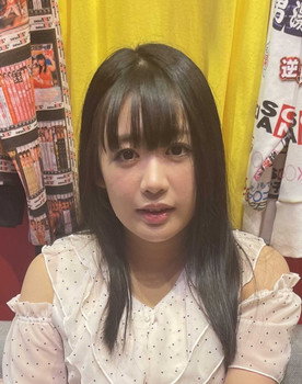 奈々美みう