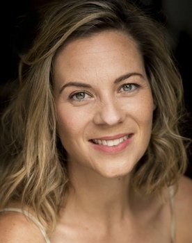 Shoshana McCallum as Jen