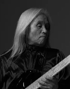 Shin Joong-hyun as 신중현