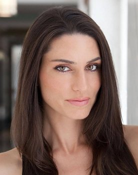 Silvia Kal