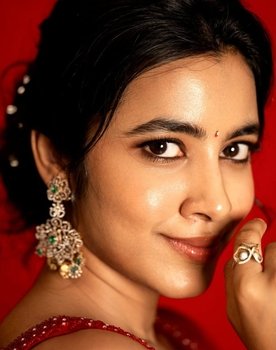Shivani Nagaram as Khathyayani