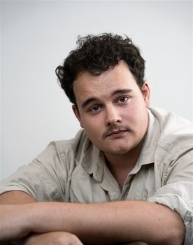 Quentin Laclotte as Mikaël "Milk" Soulignac