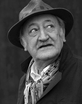 Éric Sarner as Self