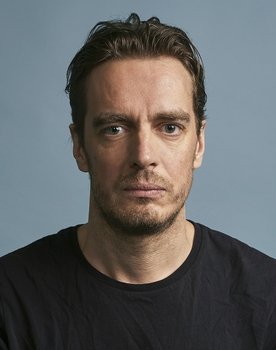 Juhan Ulfsak as Tom's Brother