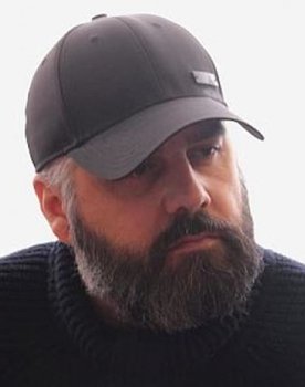 Gvozden Đurić as Pokeraš