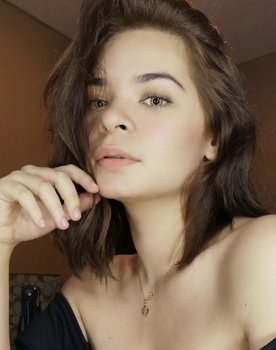 Maychelle Elgendy as Zach's Girl