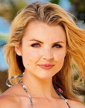 Andrea Boehlke as Mandy