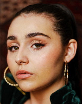 Alessandra Mele as Alessandra Mele