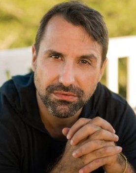 Raphael Alvarez as Cecéu (Cecílio Muniz)
