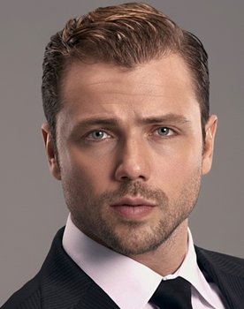 Tolga Sarıtaş as Altay Yalçındağ