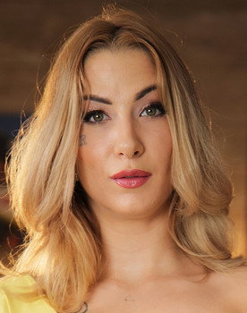 Melanie Tucker