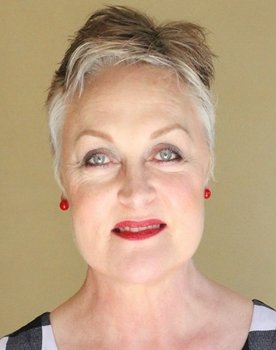 Marion Holm as Jill Peterson