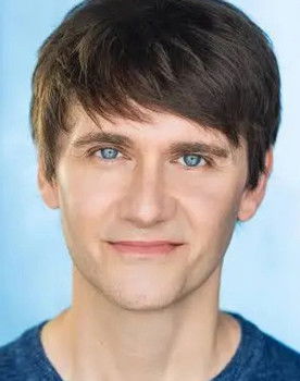 Paul Brittain as Eddie