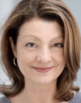 Angela Quast