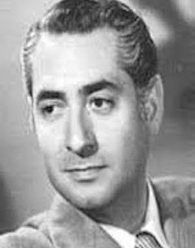 Luis Beristáin as Francisco Salvatierra