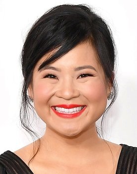 Kelly Marie Tran Photo
