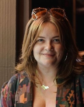 Lauren Clinton as Natalie