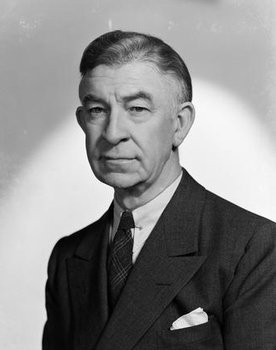 Arthur Byron Photo