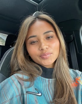 Alyssa Thompson Alyssa Thompson