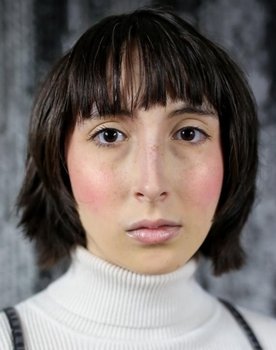Emma-Lynn Morgan as Betty Jenkins