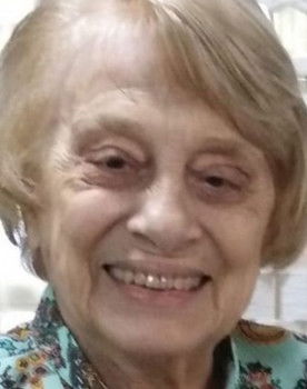 Águeda Restaino as Mirtha