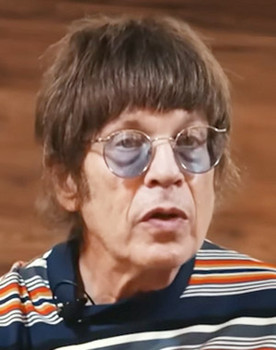 Elliot Easton as Elliot Easton