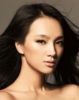 Wei Lu as Teacher Chen
