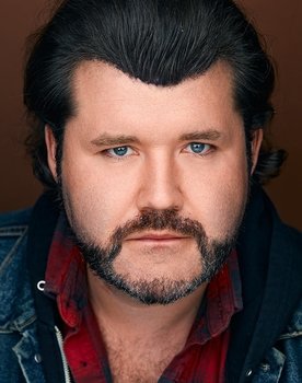 David Stobbe as Darrill