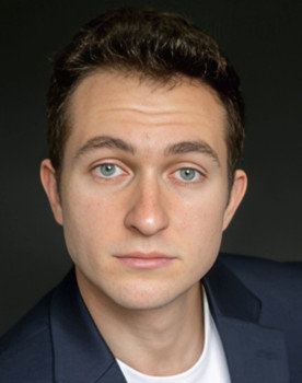 Sherif Mohamed Mattar as Bret