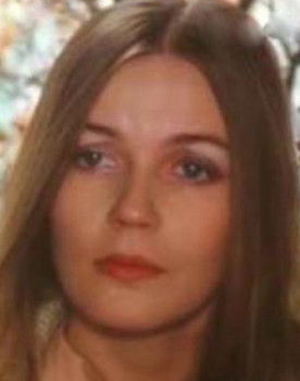 Irina Golitsyna as Лидия Чебоксарова