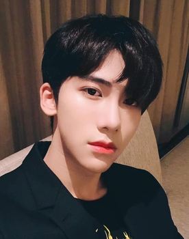 Ding Zeren