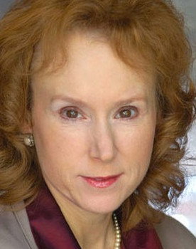 Lynn Wanlass as Pasadena Wife