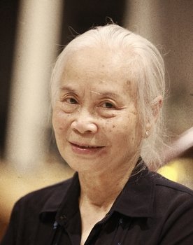 Ngoc Thoa as Nhâm's mum