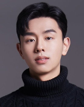 전왕수 as Bodyguard