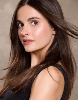 Mackenzie Mckenna as Robin