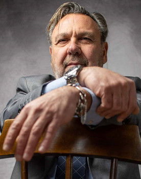 Giorgio Ulisse Casadesus as Husband