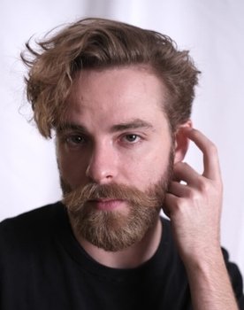 Ori Gov as Elijah Levi