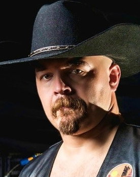 Steve Manders as 1 Called Manders