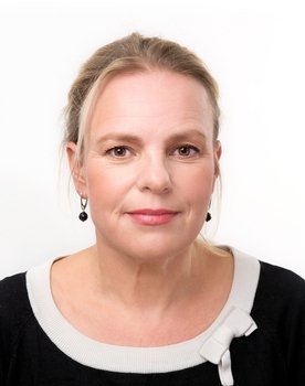 Liisa Aibel as Shepherd