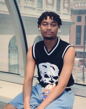 Rayshawn Heard as Andre