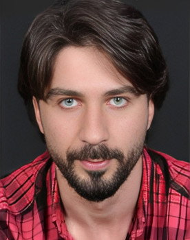 Hasan Ali Alp as Tahsin