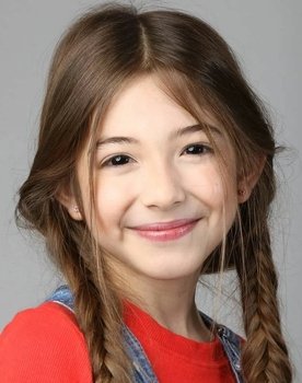 Manu Colombo as Magali